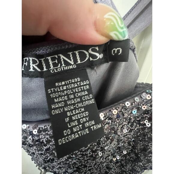 FRIENDS CLOTHING SEQUINED HALTER TOP AND SATIN SWING BOTTOM DRESS WOMENS SIZE 3 - Picture 2 of 5